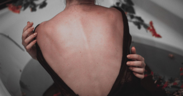Treating Back Pain Using Back Pain Relief Cream | MagniLife